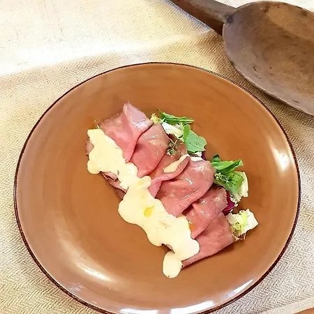 Szálloda Borgo Lu Puleu