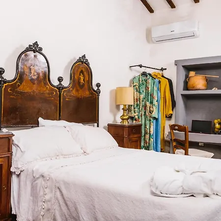 Szálloda Borgo Lu Puleu 3*