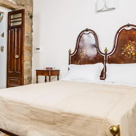 Szálloda Borgo Lu Puleu Perfugas