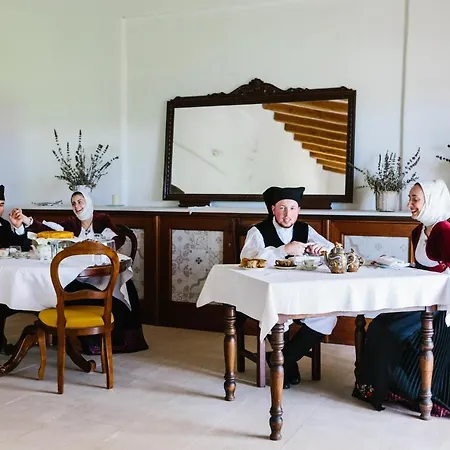 Borgo Lu Puleu Hotel 3*