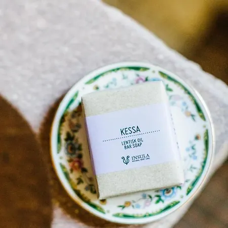 Szálloda Borgo Lu Puleu