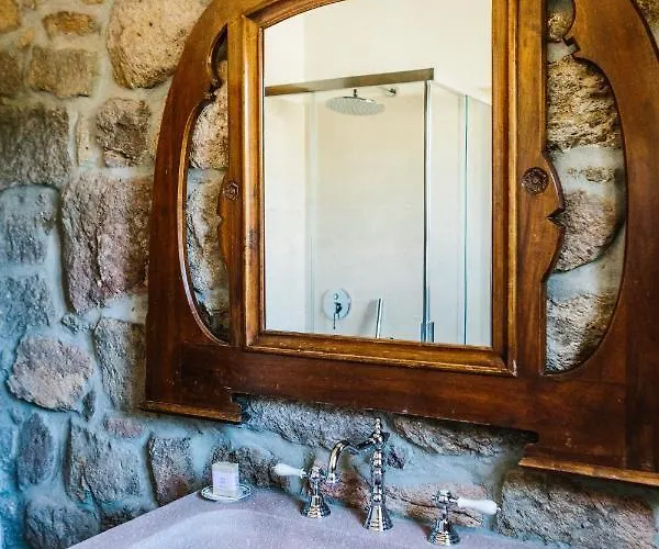 Borgo Lu Puleu Hotel 3*