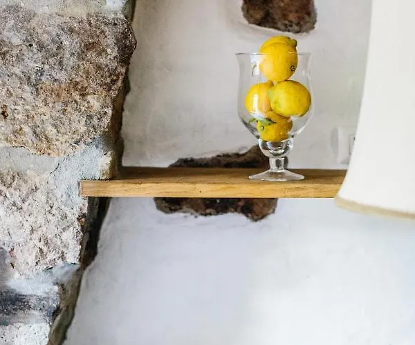 Borgo Lu Puleu Hotel 3*