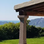 Hotel Borgo Lu Puleu 3*