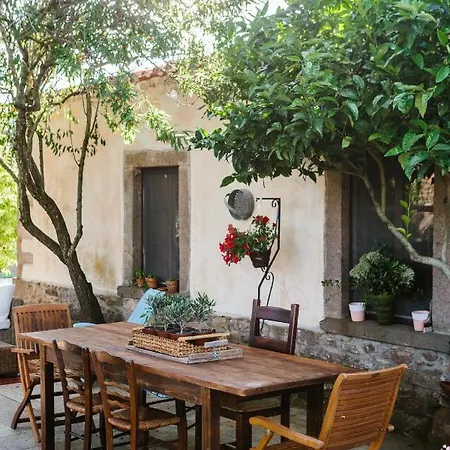 Hotell Borgo Lu Puleu 3*